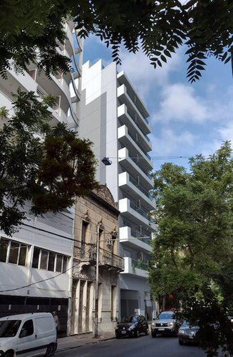 Imagen 5 de 12 de Monoambiente Al Frente Interno C/balcón - Mendoza 1851