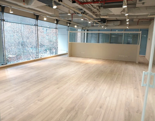 Espectacular Oficina De 221m² Remodelada En Nueva Las Condes