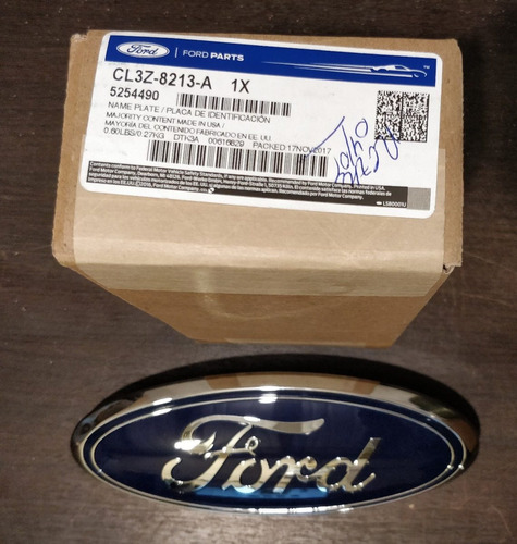 Imagen 2 de 8 de Logo Insignia Parrilla Ford Ranger Transit Cargo Legitimo