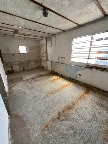 Casa Comercial En El Viñedo, Valencia, Cod: Indiccom-020