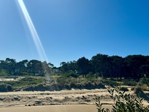Vendo Exclusivo Terreno Frente Al Mar En Punta Colorada! Único!