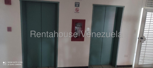 Apartamento En Venta En Prados Del Este Mls 25-19902 Yf