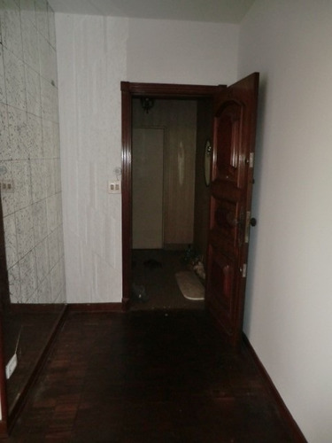 Apartamento Com 03 Quartos - Referência: 9984