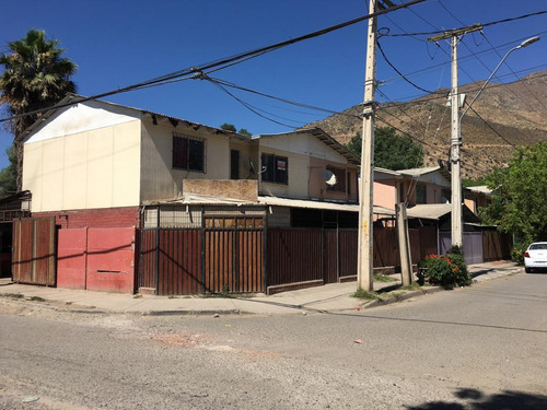 Linda Casa Ubicada En Calle Viña Del Mar, Lampa