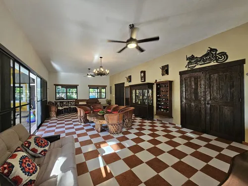 Casa Quinta En Venta A 20 Mins Del Periférico De Mérida En Yucatán