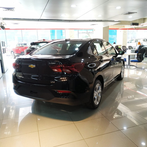 Imagen 11 de 20 de Chevrolet Onix Turbo 2023 0km Desde