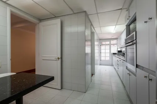 Casa En Venta En Chicó Navarra. Cod V5634