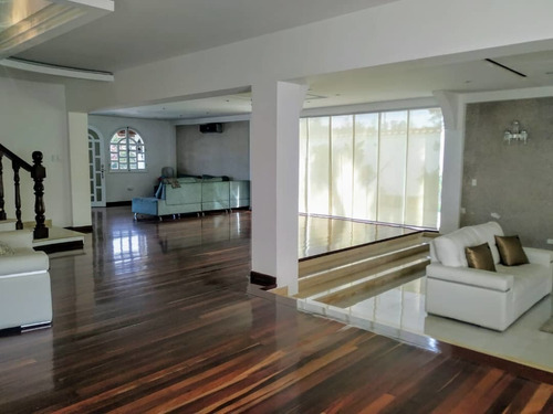Imagen 3 de 14 de Casa Actualizada La Rosaleda Norte