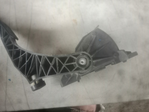 Pedal De Aceleración Jetta A4 00-09. #53 (Usado)