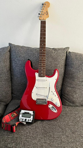 Guitarra Eléctrica Squier By Fender + Funda Yamaha + Strap