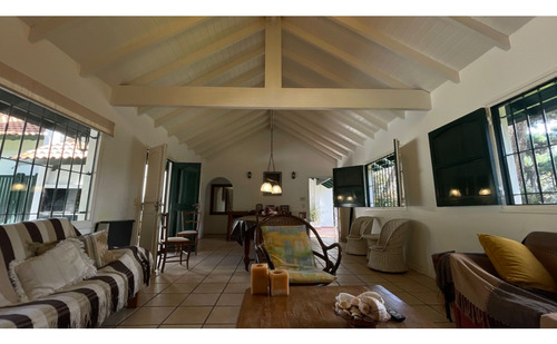 Pinamar Zona Norte- Casa La Rural