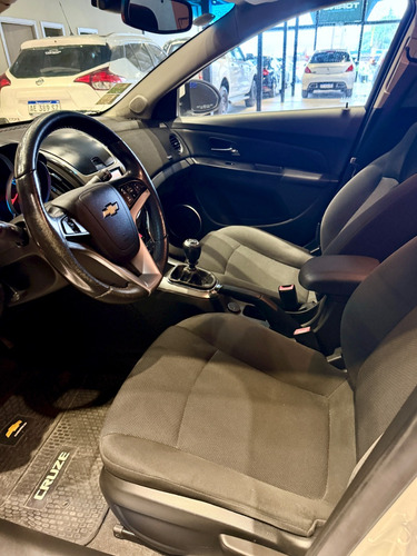 Chevrolet Cruze 1.8 Lt Mt