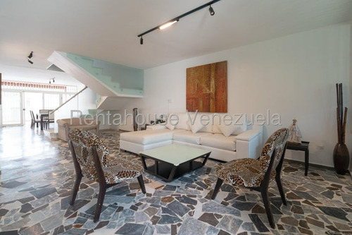 Exclusiva Casa Remodelada En Terrazas Del Club Hípico - Mm