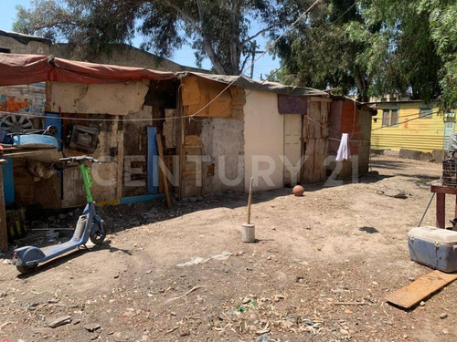 Terreno En Venta, La Presa, Tijuana, B.c.