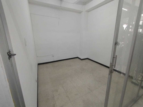 Imagen 1 de 18 de Local En Arriendo Pasajes Centro De Pereira 4854761
