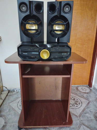 Equipo De Música Philips Fx20/77 Con Mesa Y Control Remoto. Negro 60 W (Usado)
