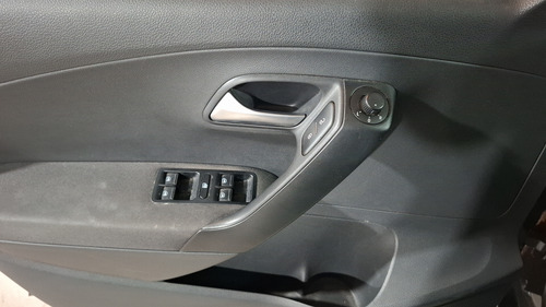 Volkswagen Polo 1.6 STARTLINE STD.
