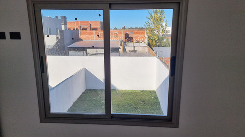 Imagen 22 de 30 de Duplex A Estrenar