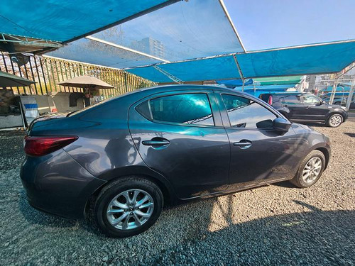 2018 Mazda 2 1.5 V Auto Skyactive