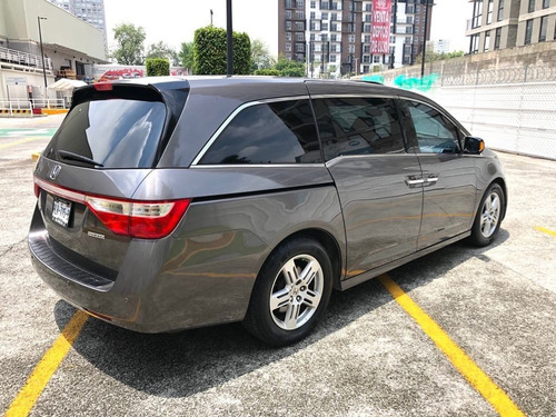 Imagen 5 de 15 de Honda Odyssey Touring 2013 Piel Dvd Factura Agencia Honda