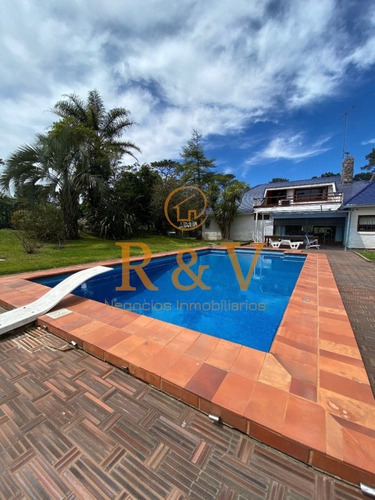 Imagen 1 de 14 de Venta De Casa En La Mansa - Punta Del Este