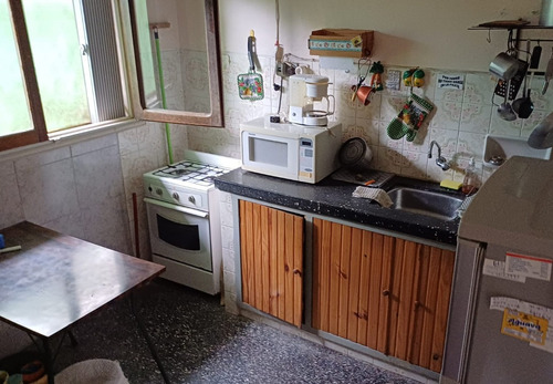 Inmobiliaria Costa Azul Vende Casa De Tres Dormitorios Y Dos Baños A 3 Cuadras De La Playa De Costa Azul