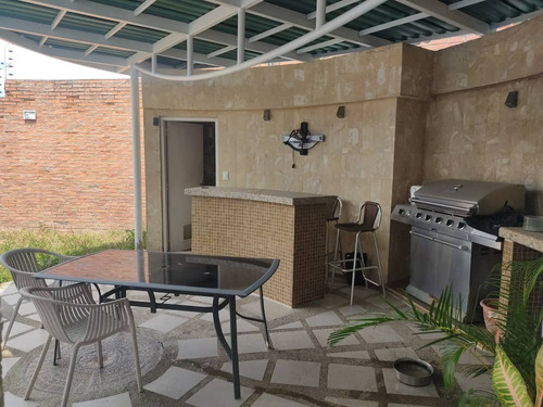 Alquiler Bellisima Casa En Altos De Monterrey La Trinidad