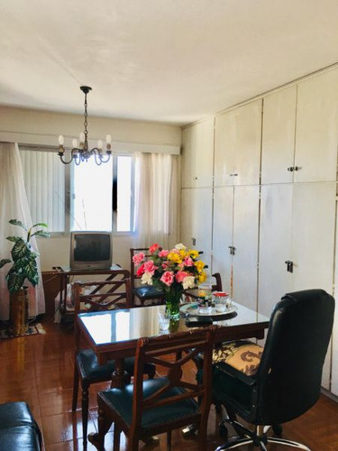 Apartamento En Venta De 2 Dormitorios En Centro (ref: Vld-3370)