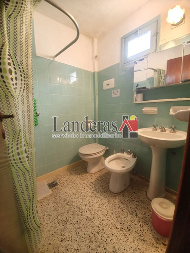 Imagen 9 de 29 de Venta En Block - 3 Locales + 8 Departamentos De 2 Y 1 Amb. - Una Cuadra Del Mar
