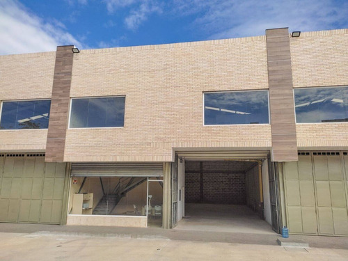 Imagen 2 de 12 de Galpón En Venta En San Blas Valencia Cód 172090 Lucrecia Escorcha