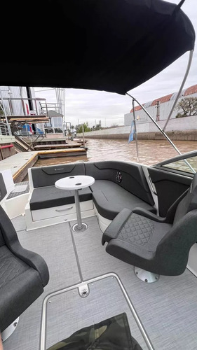 Quicksilver 2400 (2015) - Volvo 270 Hp - Pata Duoprop