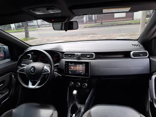 Renault Duster 1.3 Intense Cvt