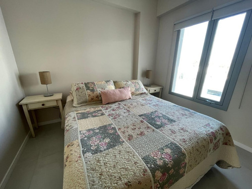 Departamento Nuevo Pto. Madryn P/ 4 Personas (alquiler Por Día) Precio Y Disponibilidad Para Julio 2025. A Metros Del Mar. Con Cochera. Piscina Climatizada Todo El Año.