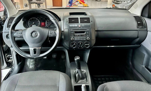 Volkswagen Polo 1.6 Mi/S.Ouro 1.6 Mi Tot.Flex 8V 5p