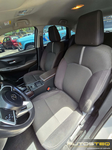 Toyota Yaris E