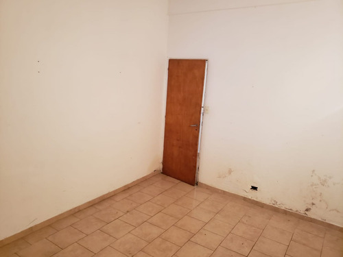Imagen 16 de 23 de 2 Amb Venta Castelar C/patio - Entra. Independient