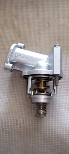 Toma De Agua Con Termostato Cadillac Ats,cts,camaro,colorado (Usado)