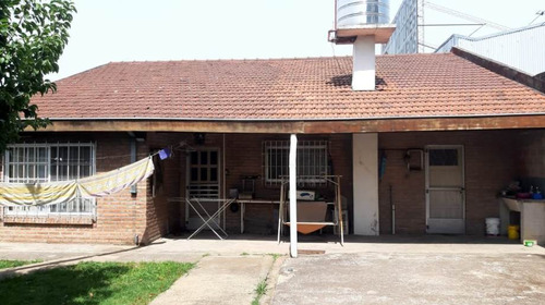 Imagen 7 de 12 de Chalet En Venta En Ituzaingo Norte