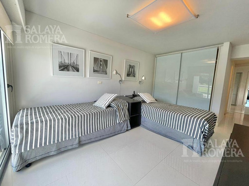 Imagen 28 de 28 de Venta - Apartamento De Categoria , Primera Linea Brava Sap4325120.