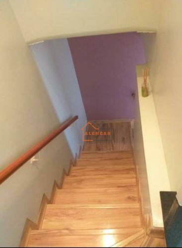 Duas Casas Em Excelente Localização Sendo 1 Sobrado Com 4 Dormitórios À Venda, Área Total 264 M² Por R$ 900.000 - Vila Carrão - São Paulo/sp - So0251