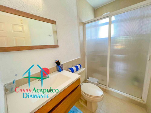 Cad Villas Playa Diamante 81. Terraza Con Jardín Y Salida A La Alberca Del Condominio