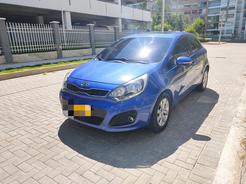 Kia Rio 2013 1.4 4 P
