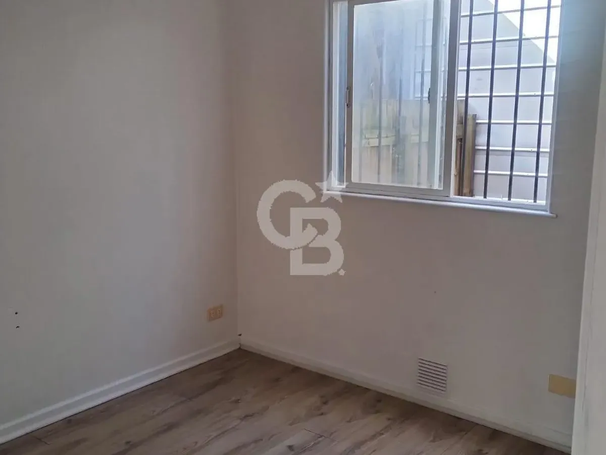 Imagen 5 de 10 de Casa 2 Pisos Con Cabaña En Zona Tranquila Y Familiar.