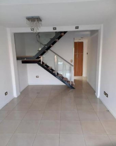 Departamento En Venta - 2 Dormitorios 2 Baños - 65mts2 - Tres De Febrero