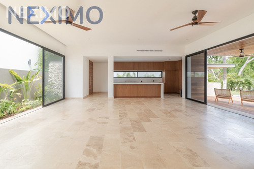 Imagen 2 de 24 de Casa En Venta En Lagos Del Sol, Cancún, Benito Juarez, Quintana Roo