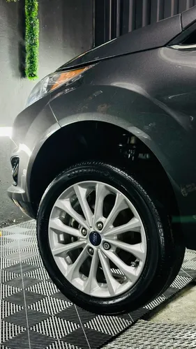 Ford Fiesta 1.6 Titanium At