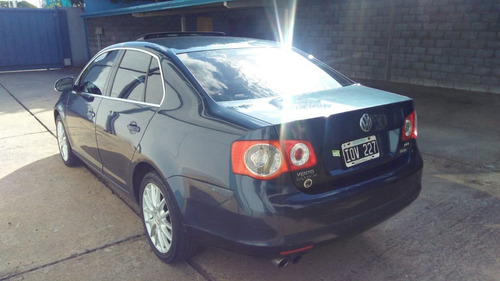 Volkswagen Vento 2.0t Fsi