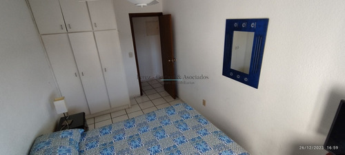 Muy Lindo Apartamento Amplio Con Buena Orientación 2 Dormitorios 2 Baños Terraza Garaje En Sub Suelo.- Recepción, Servicios Varios Piscina Barbacoas