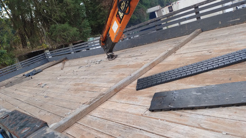 Mb13/13 Ano 76/83 Trucado Reduzido Munck Argos 7.5 Com 2 La