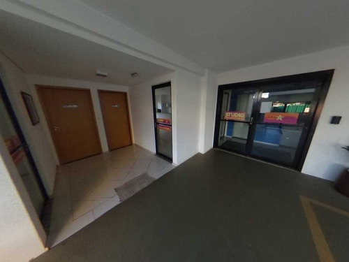 Venda De Apartamentos / Padrão Na Cidade De São Carlos 26604